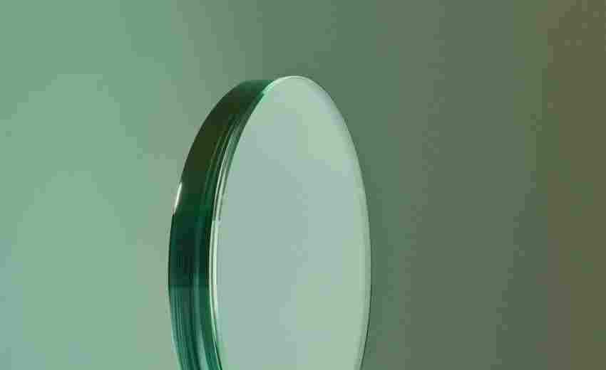 有哪些優(yōu)秀的SEO優(yōu)化簡歷封面設(shè)計案例？