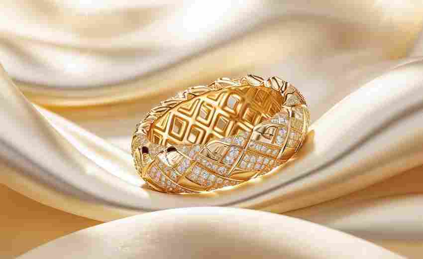 如何利用社交媒體提升吉金手指六六二四的SEO？