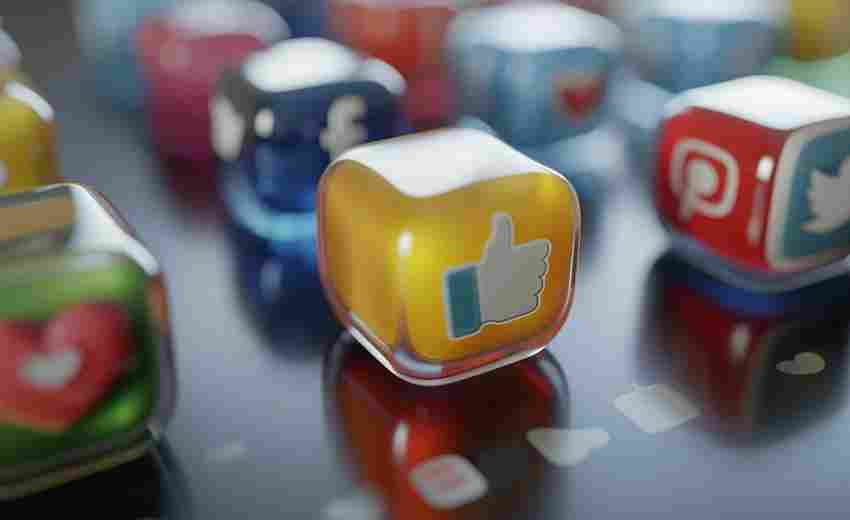 如何通過整合社交媒體來增強鶴壁網站的SEO表現？