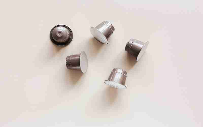 notepad怎么在每行加單引號(hào)(notepad將逗號(hào)替換成換行)