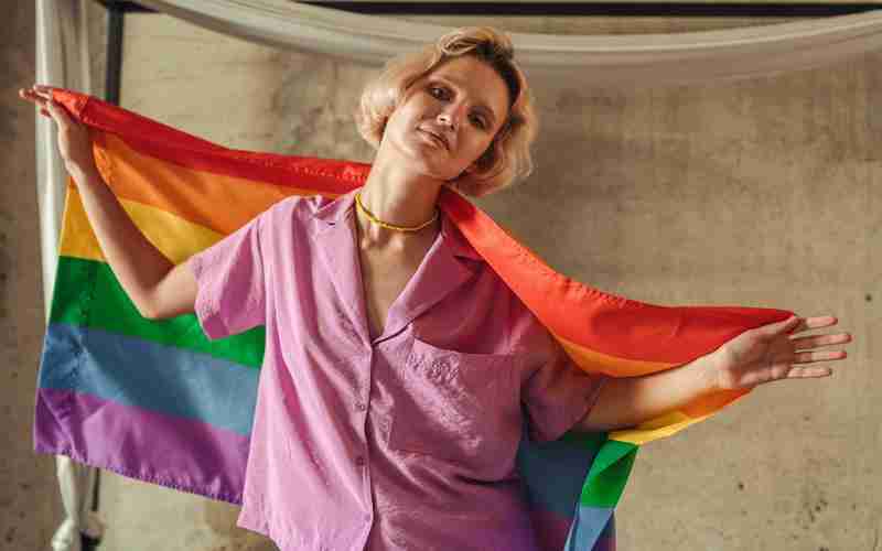 PHP往里面弄照片怎么弄_php引用圖片